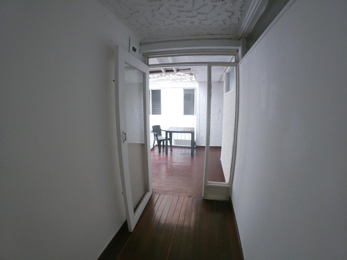 Le VI Hostal Medellín Buitenkant foto